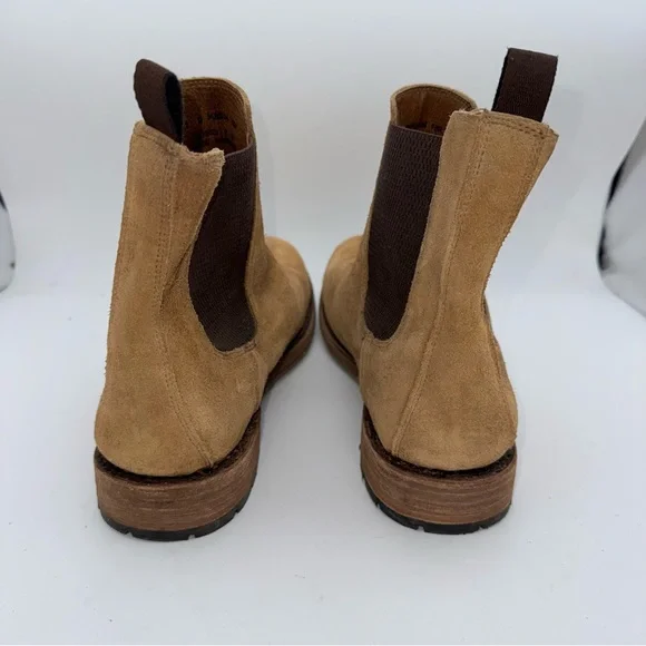 Frye - men’s Dylan Chelsea Boots Tan suede leather ankle boots pull on shoes 12 - Picture 4 of 9